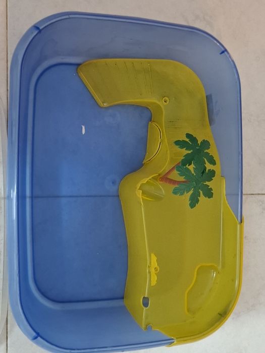 Tartarugueira com tampa