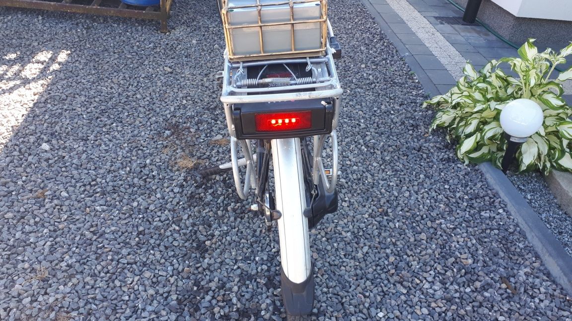 Rower elektryczny  holenderski nowa bateria