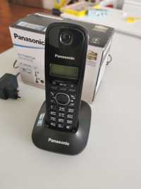 Радіотелефон DECT Panasonic KX-TG1611UAR Black