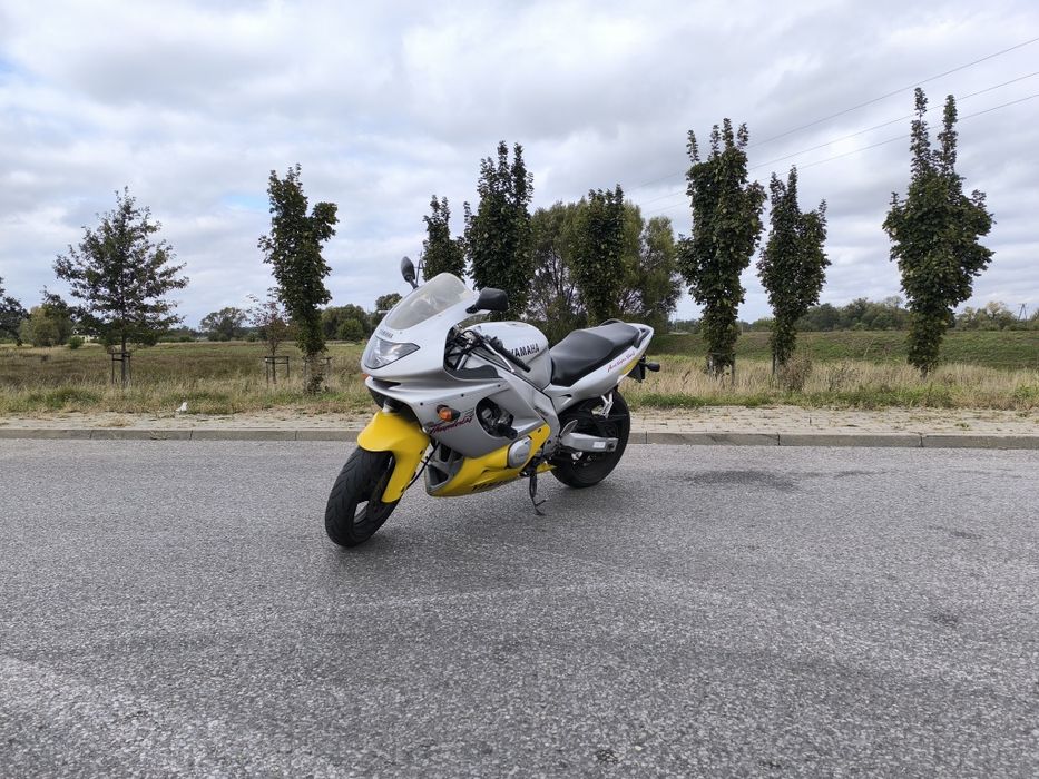 Yamaha YZF-600R Thundercat