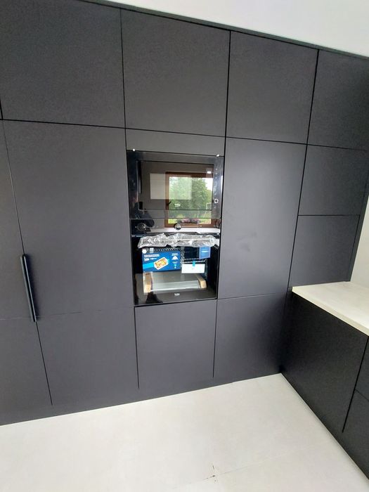 Kuchnie Szafy Garderoby i inne meble na wymiar  tanio