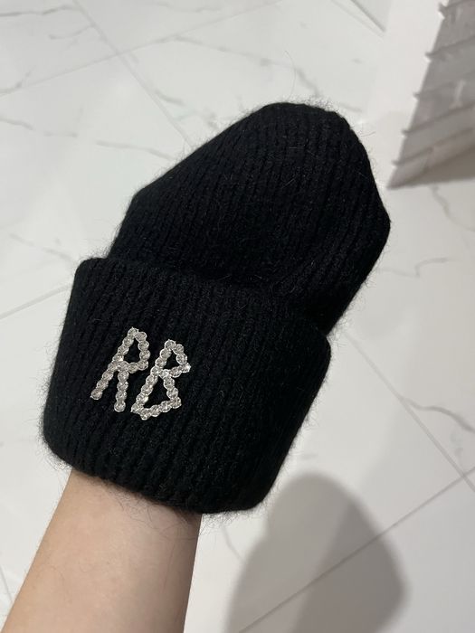 Zimowa czarna czapka nowa