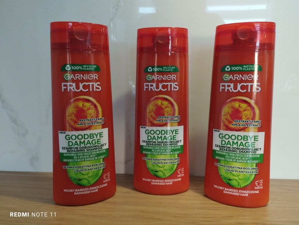 Odbudowujący szampon do włosów Garnier Fructis Goodbye Damage