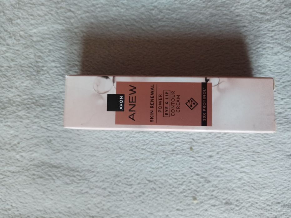 Avon Anew Odmładzająco-wzmacniający krem pod oczy z Protinolem 15 ml