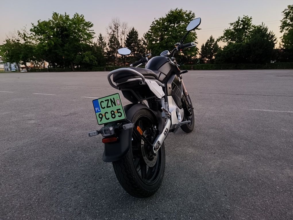 Super Soco TCMax 125.