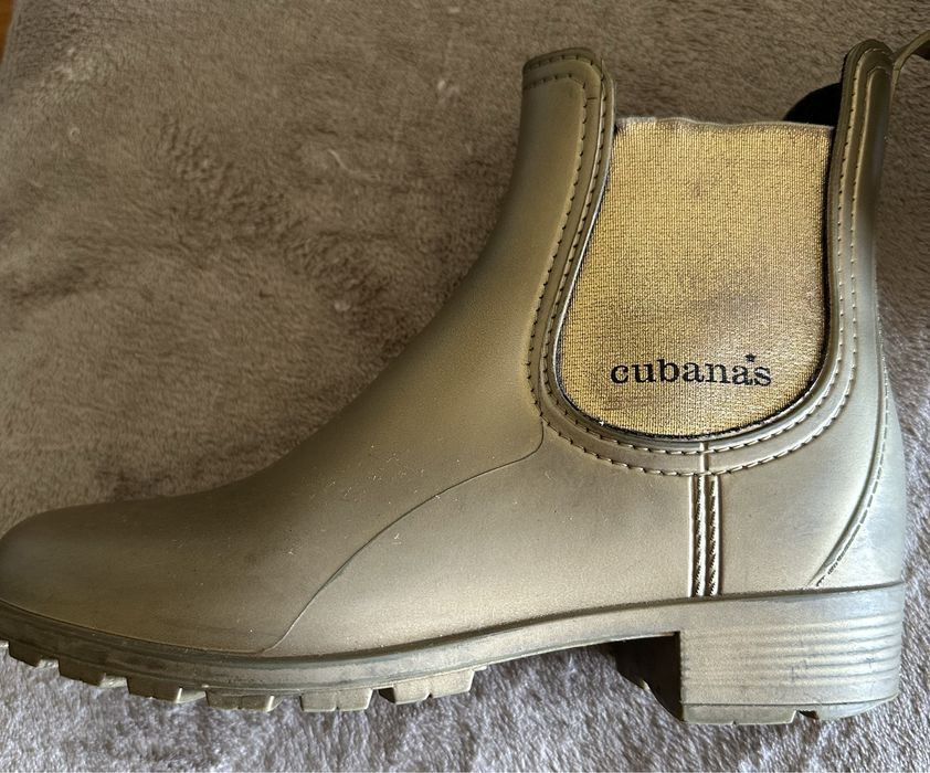 Botaa Cubanas tam 35