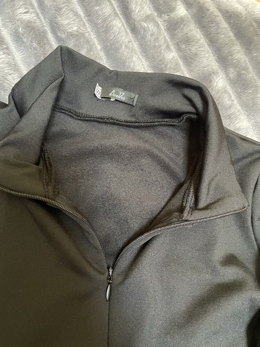 Жіноче чорне боді на флісі