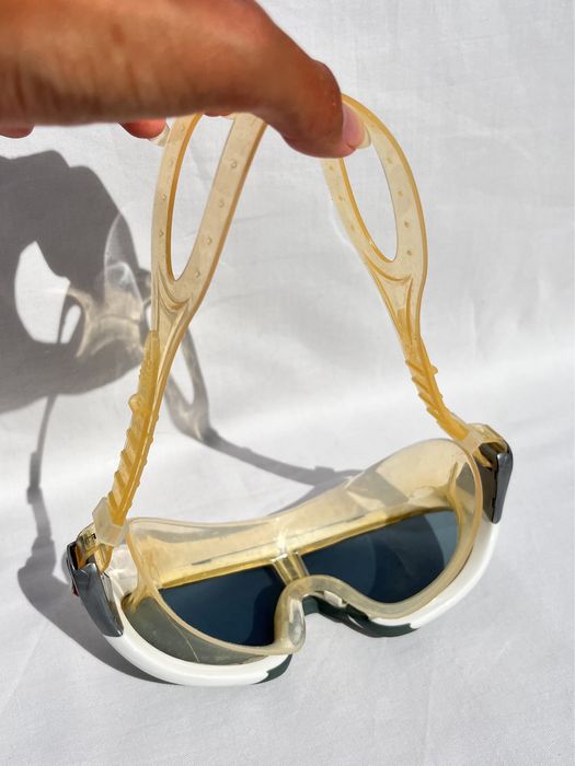 gogle pływackie Speedo - wodoodporne okulary na basen