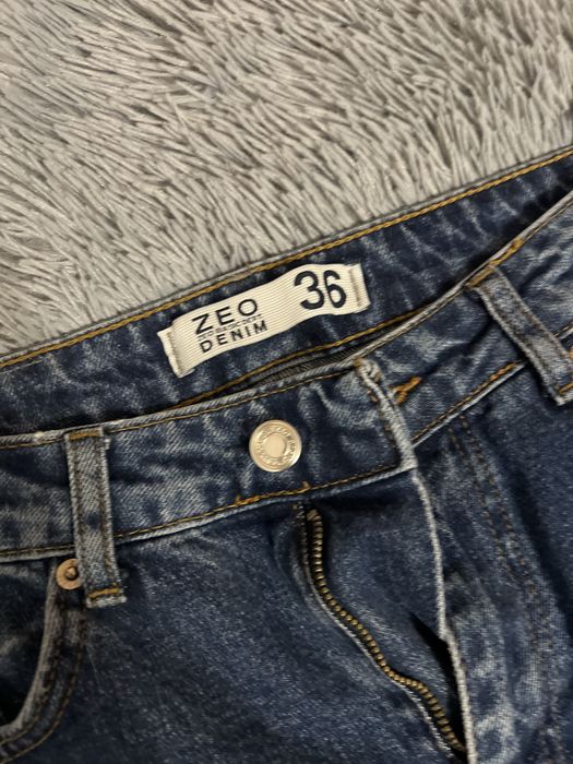 Джинси у хорошому стані