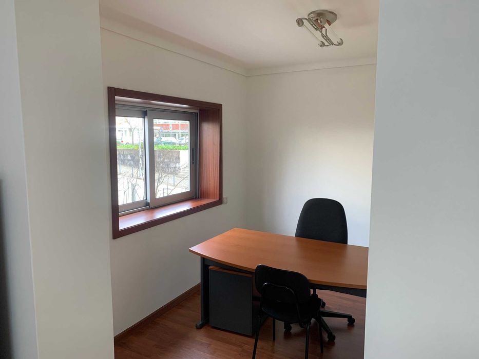 Escritório em Vale de Cambra