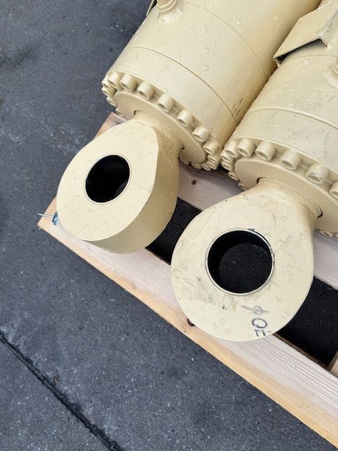 2 siłowniki hydrauliczne komplet do wiertnicy bauer