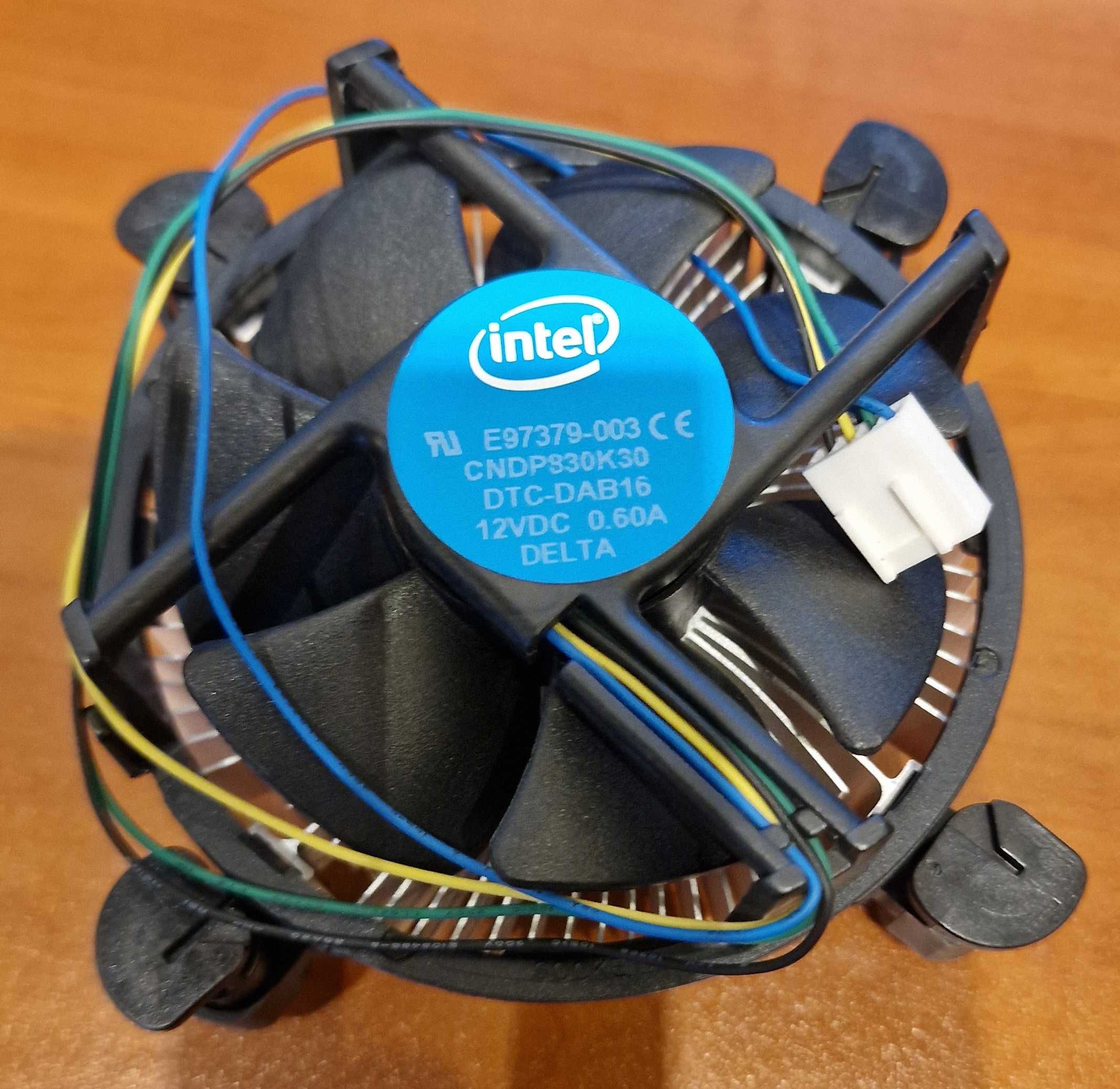 Procesor Intel i3-8100, 3,6GHz, LGA1151 + oryginalne chłodzenie Intel