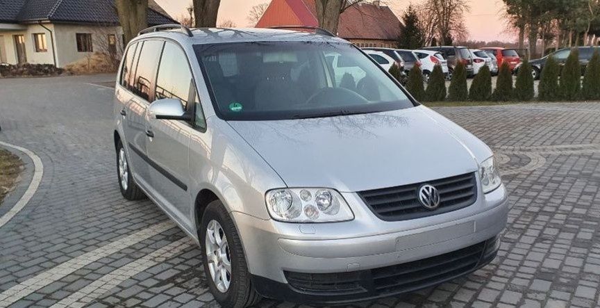 Volkswagen Touran ,Свіжопригнана.