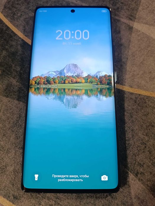 Продам Tecno Spark 20 Pro Plus  16/256gb. оригинал , цвет синий .