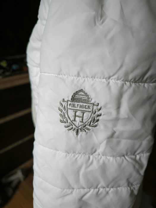 Tommy Hilfiger damska kurtka M biała lekka puchowa przejściowa pikowan