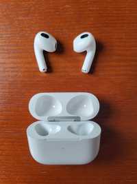 Apple AirPods 3 с беспроводной зарядкой