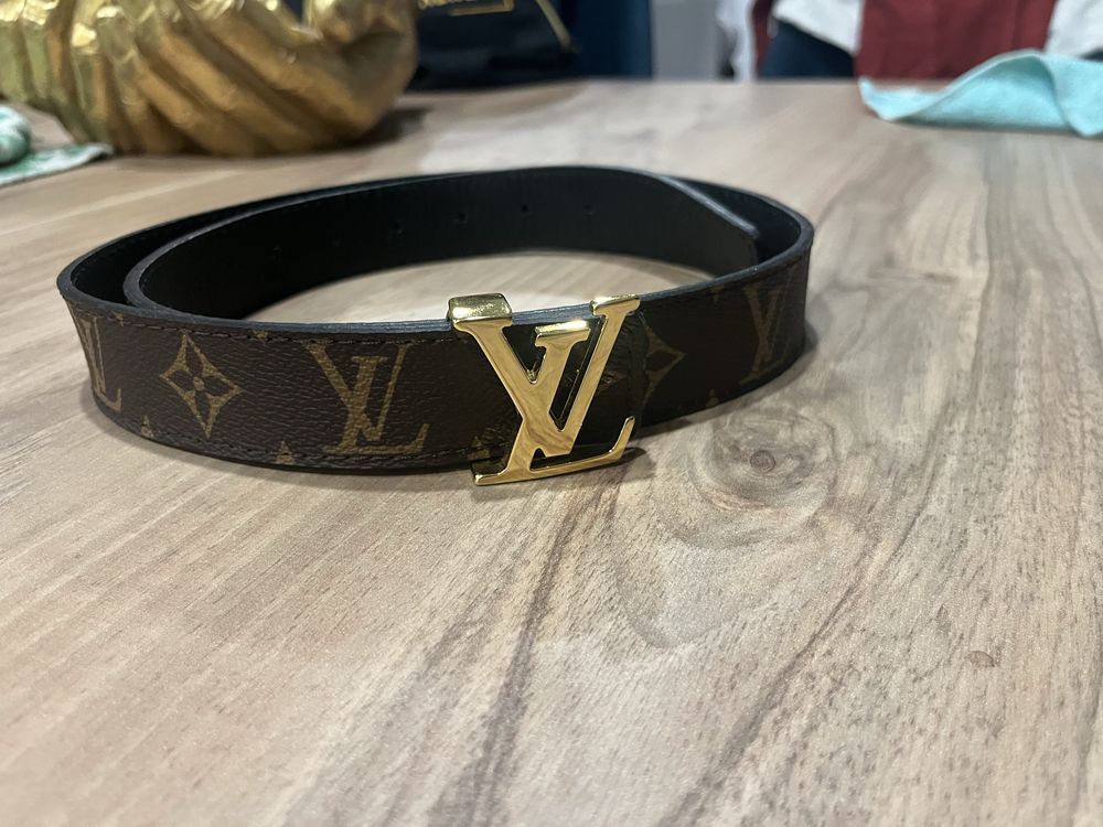 Cinto louis vuitton praticamente novo