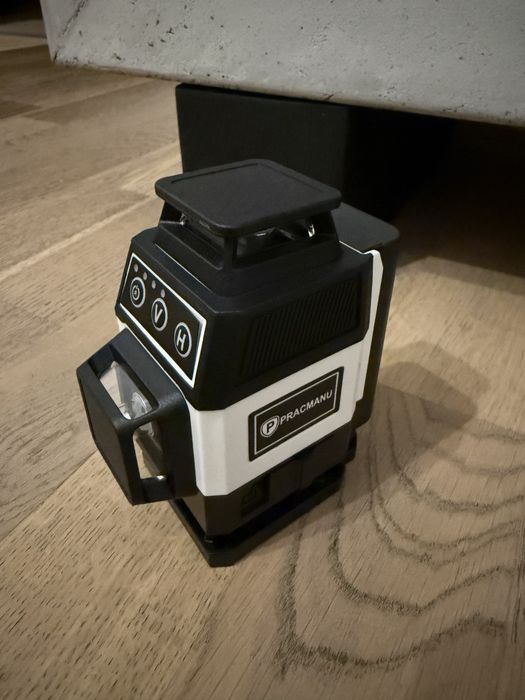 Laser krzyżowy Pracmanu