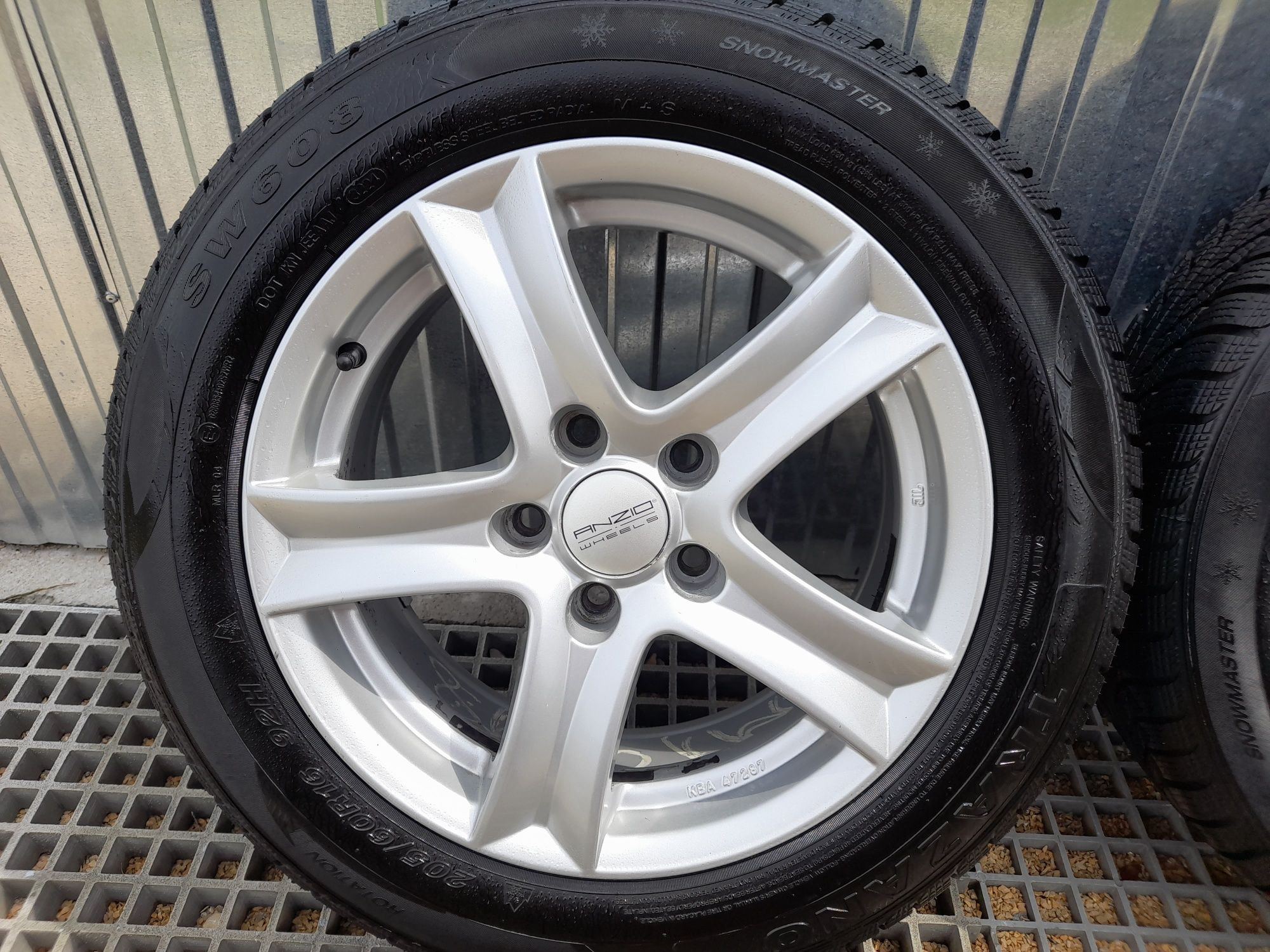 5x114,3  Z oponami