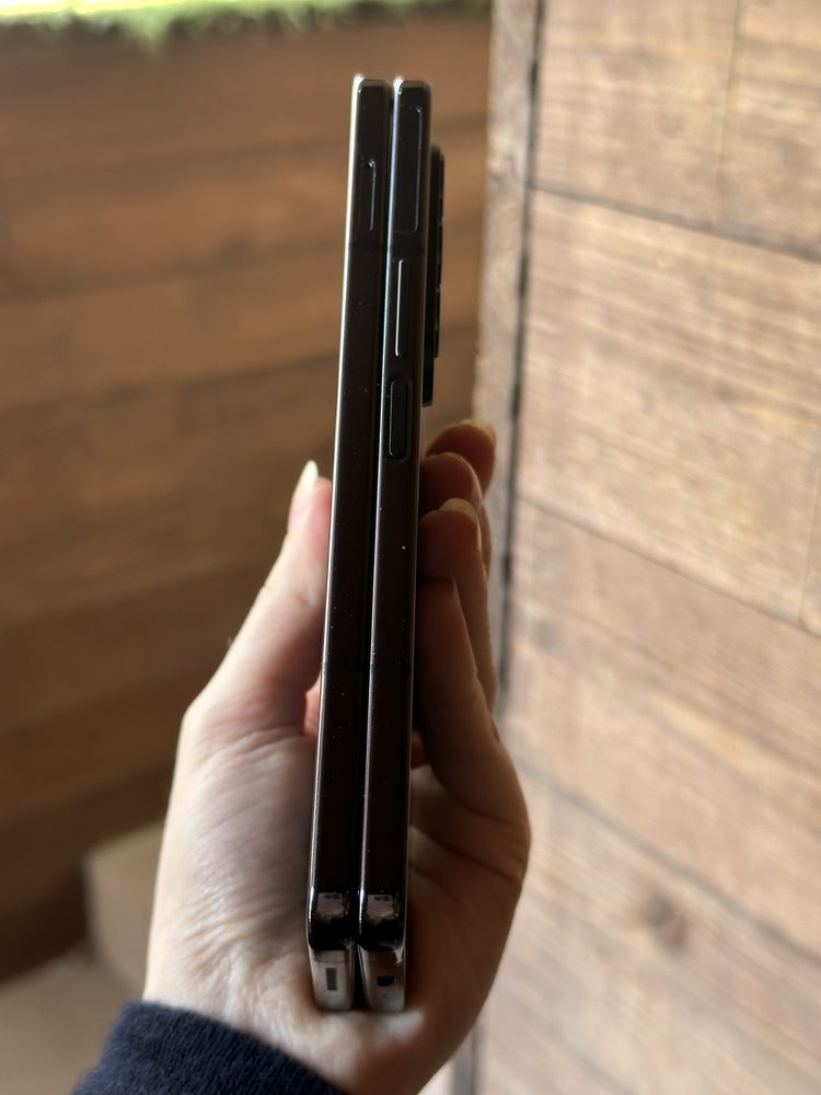 Смартфон Samsung Galaxy Z Fold 4 12/512 Black Neverlock