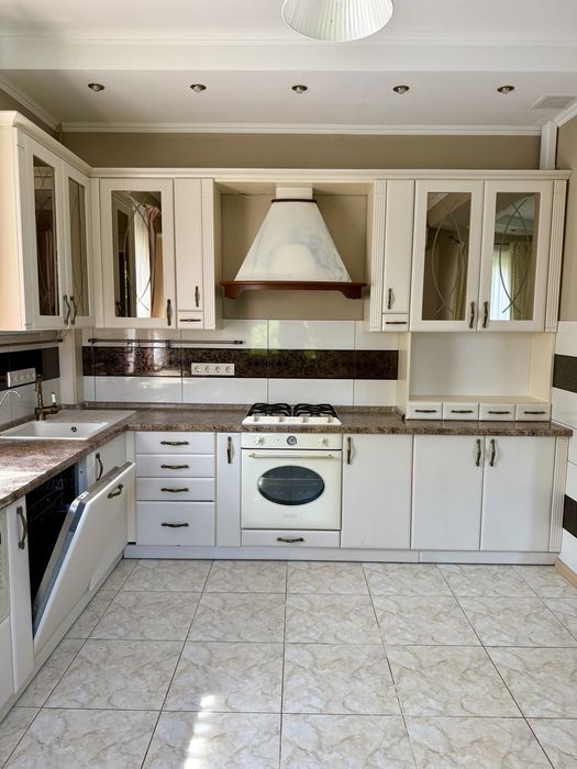 Продаж будинку Чайки/302м2/газ/цоколь/сауна/Борщагівка/5 км від Києва