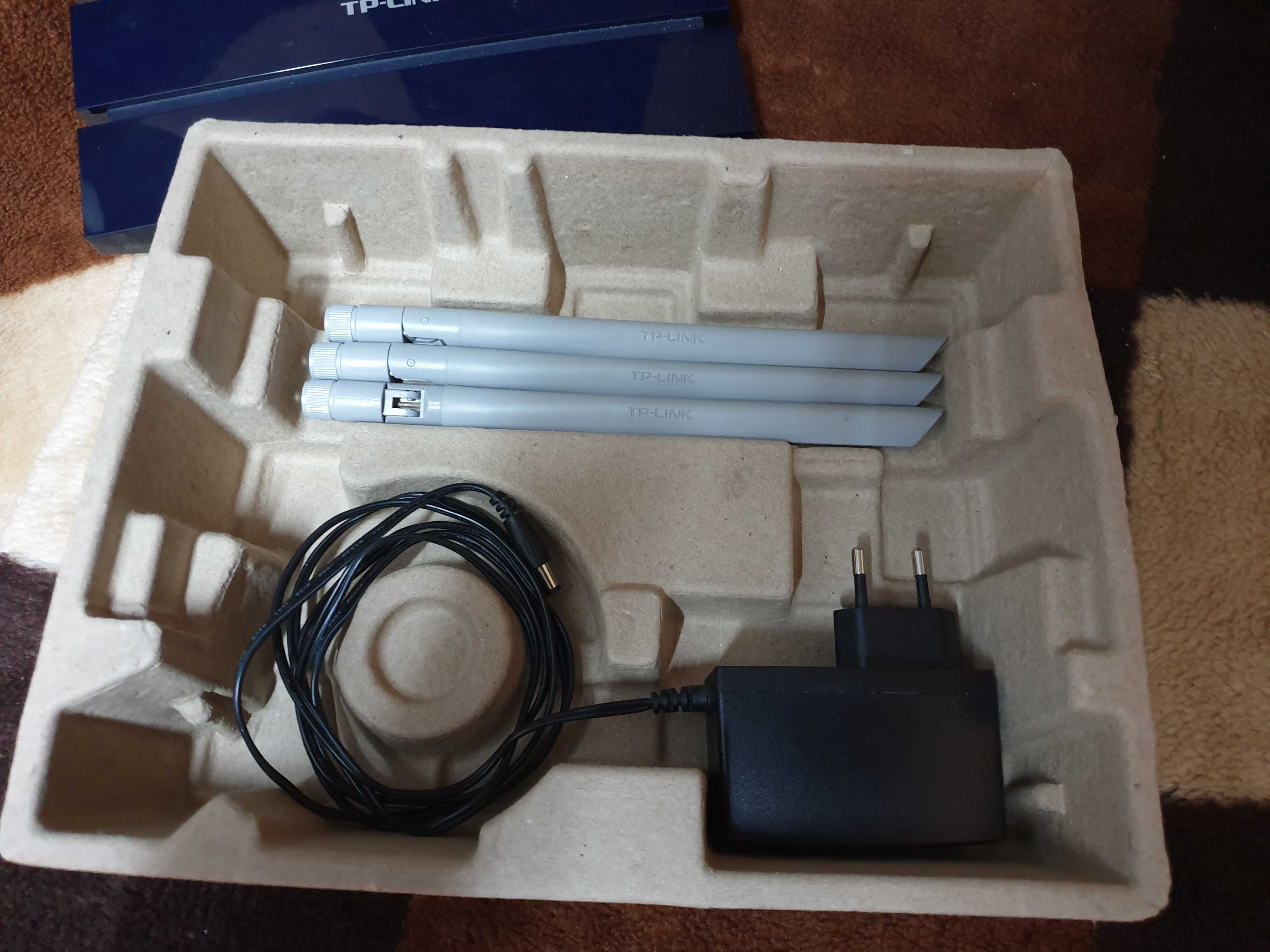 Router Wifi 2.4Ghz TP-LINK TL-WR1043ND 450Mbps