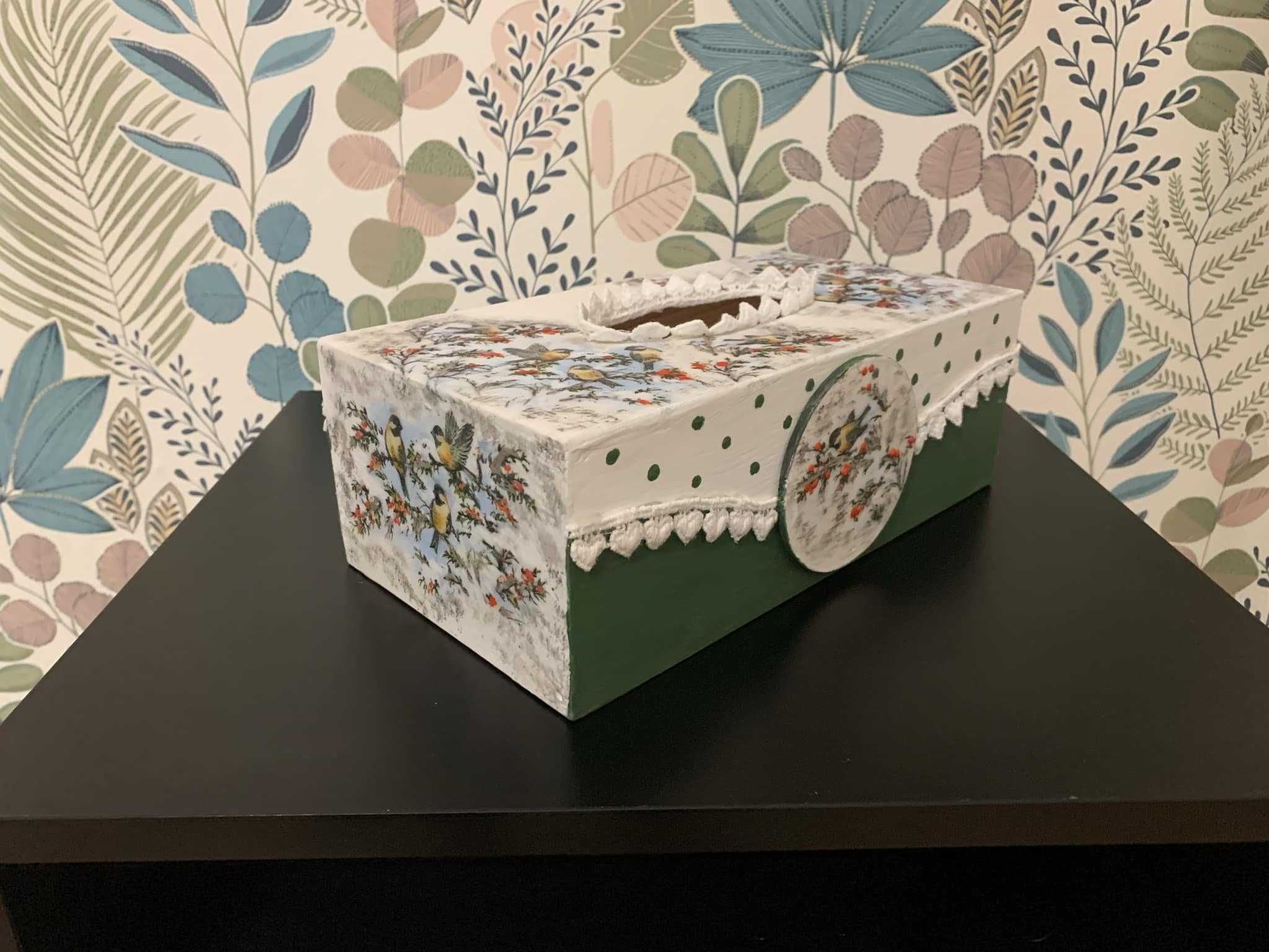 Chustecznik Decoupage zimowy