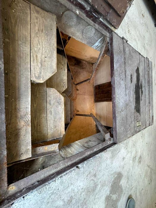 Довгострокова оренда гаража по вул. Степана Бандери