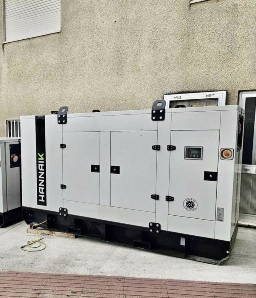 Gerador Hannaik Usado 187kVA Iveco Diesel Insonorizado
