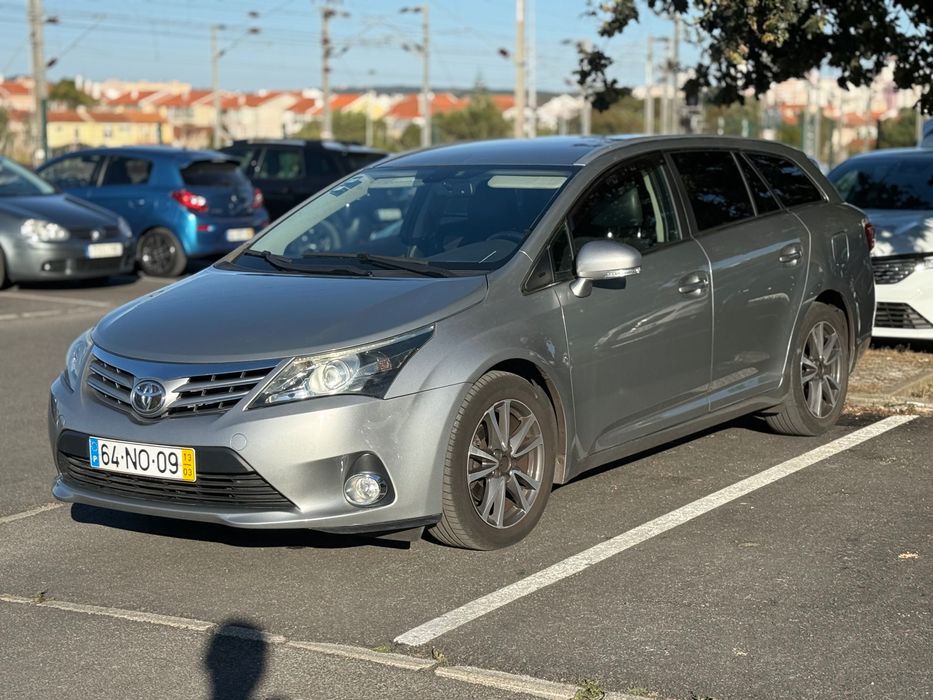 Toyota Avensis 2013