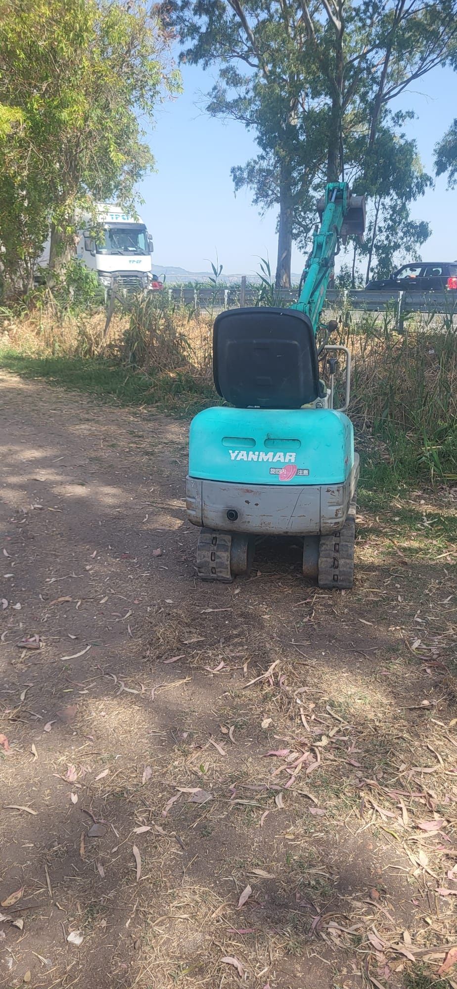 Mini giratória yanmar b 05