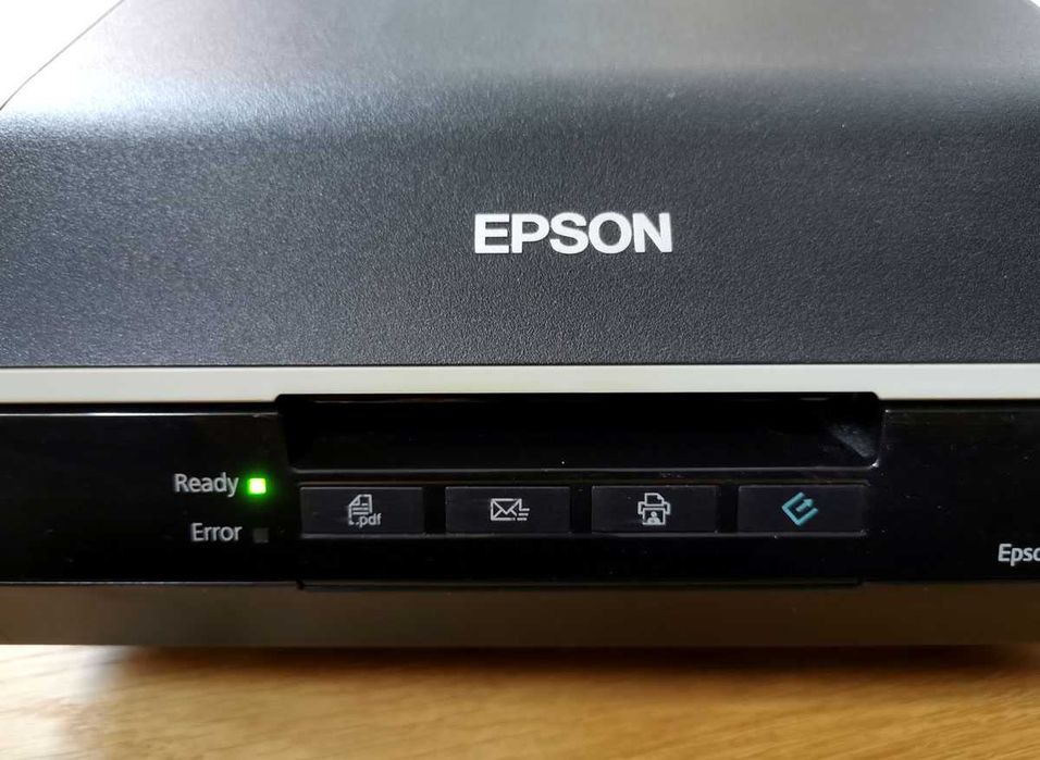 Skaner Epson Perfection V550 - jak V600
