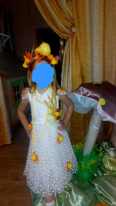 Продам плаття та обруч грушечки