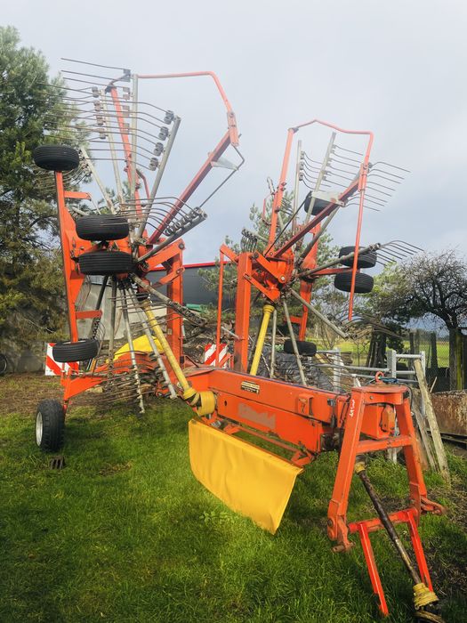 Zgrabiarka fella ts 800 dwukaruzelowa do środka