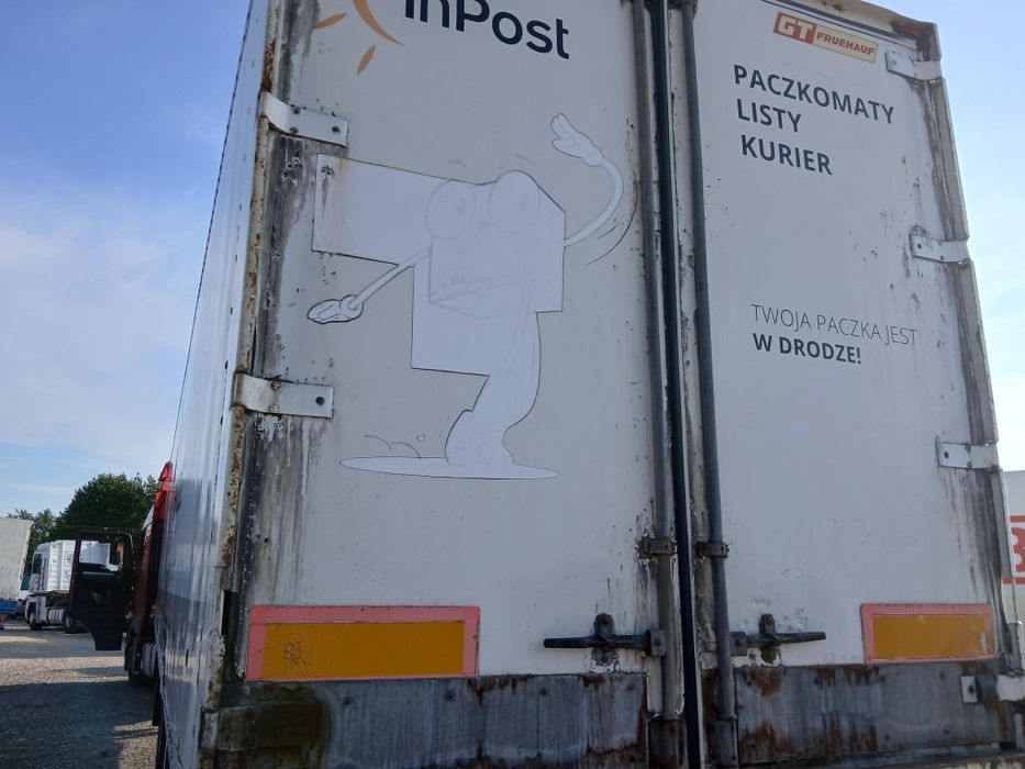 Naczepa kontener stan dobry