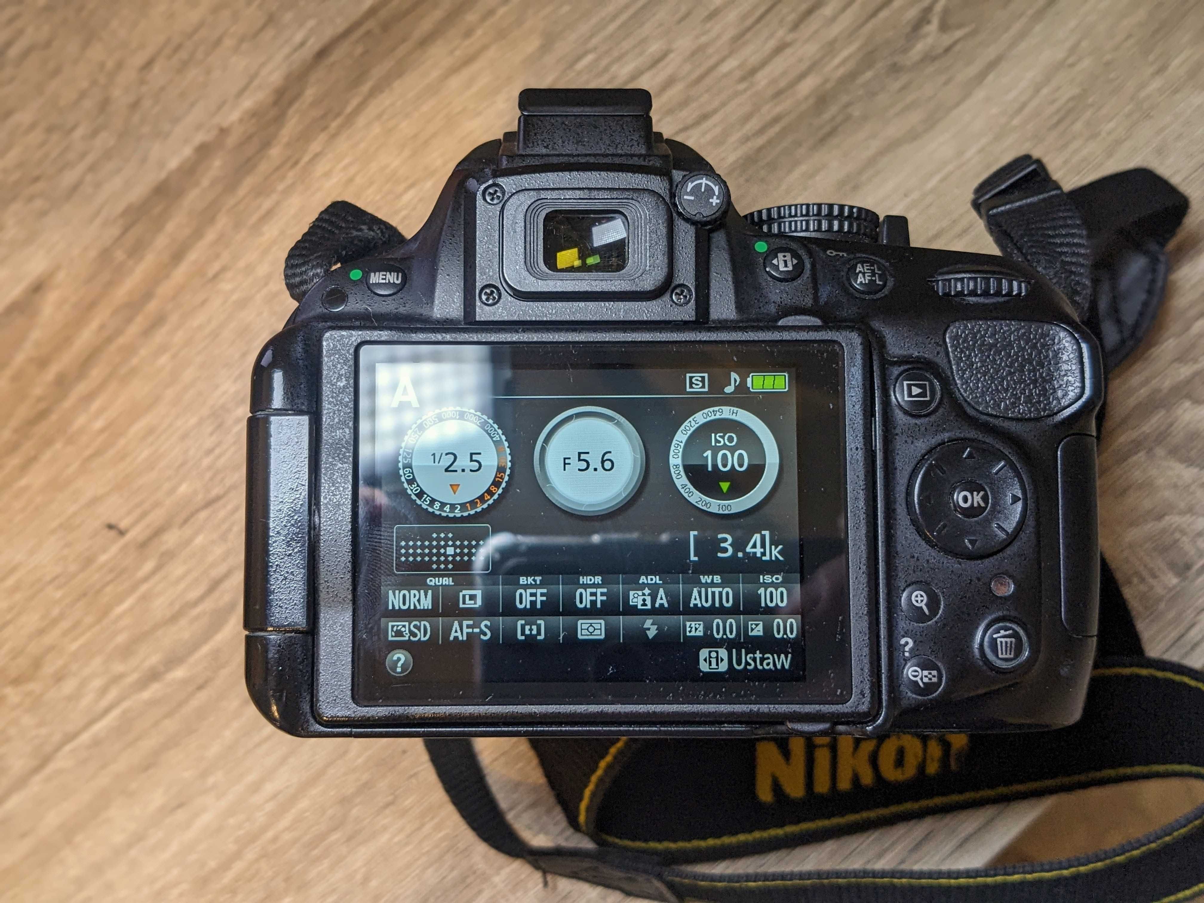 Nikon D5200 body