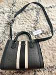 Mala Guess preta