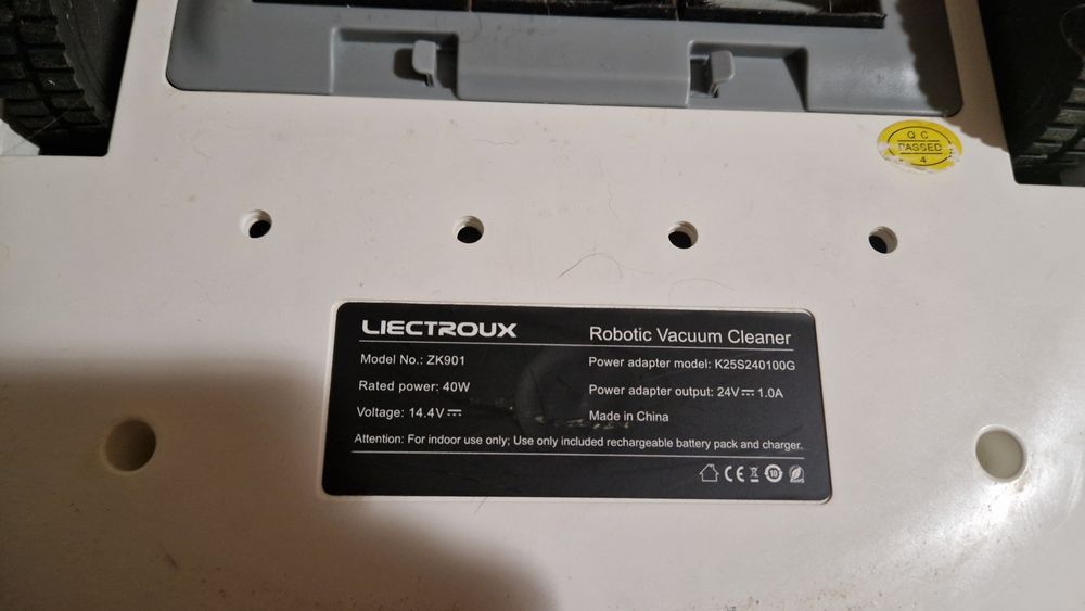 Робот пилосос Liectroux ZK901