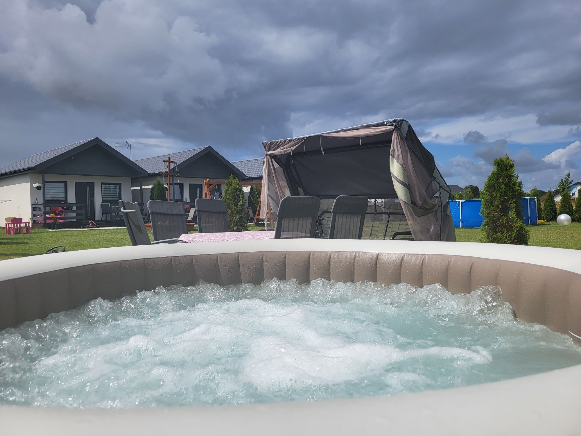 Wolny domek lipiec 23-26 po 30 Sarbinowo basen jacuzzi morze