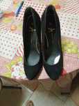 Vendo vários sapatos novos
