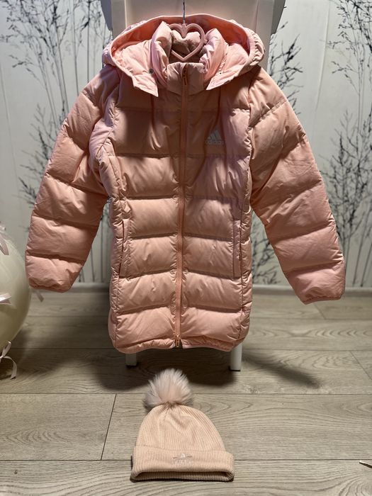 Зимова куртка adidas для дівчинки