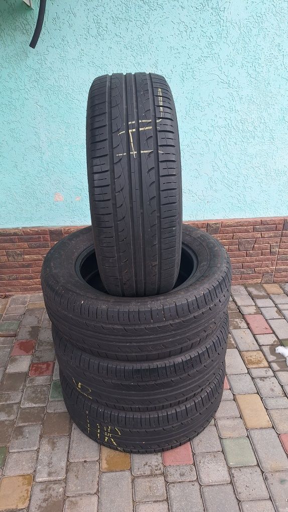 Продам Kumho 225/60R18