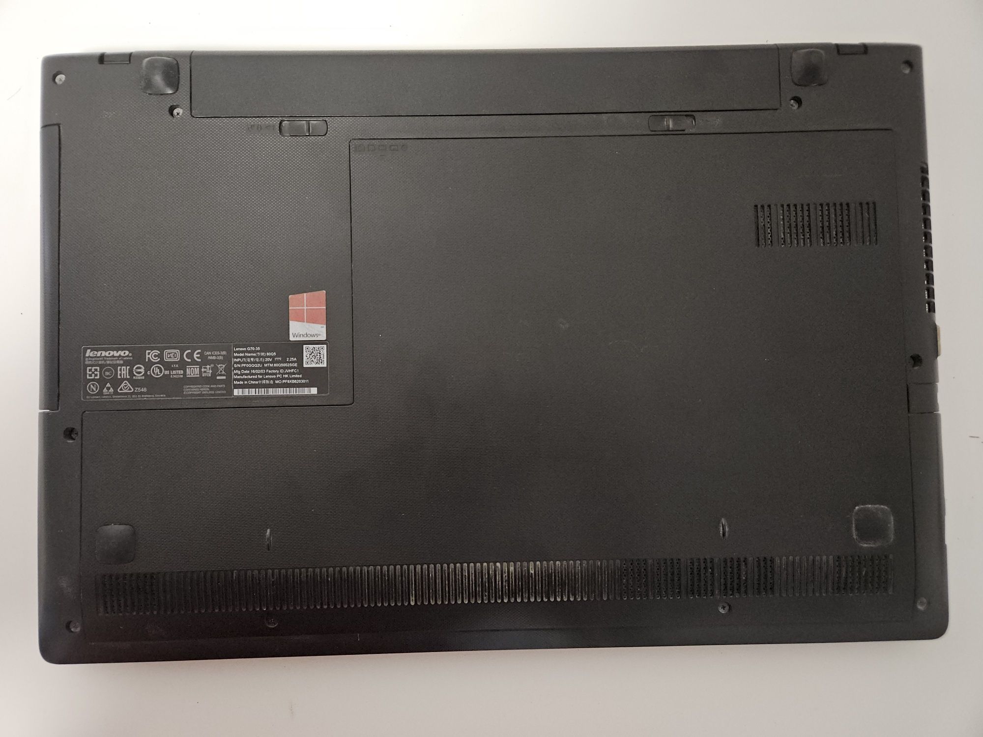 Ноутбук 17.3" Lenovo G70-35 A6-6310/DDR3-нету/HDD-нету (Не рабочий)