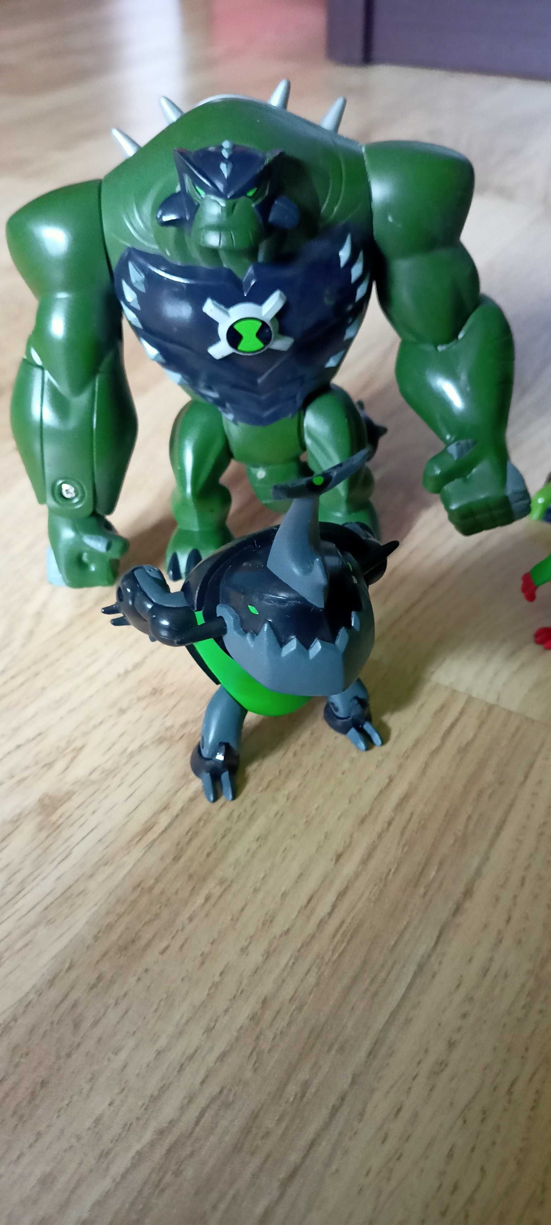 Zestaw figurek z bajki Ben 10