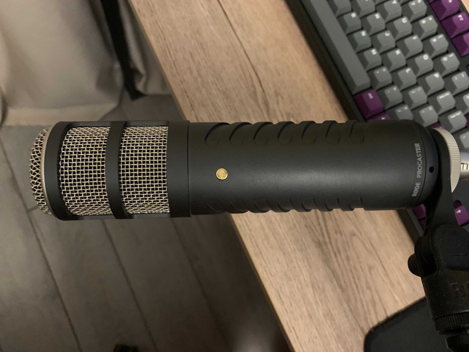 Rode Procaster, Focusrite Scarlett Solo 3rd, FetHead, пантограф Fifine