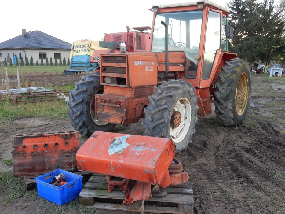 Renault 1181-4 do naprawy z papierami +2 palety części !