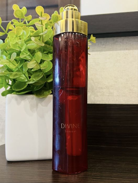 Divine sensual oriflame