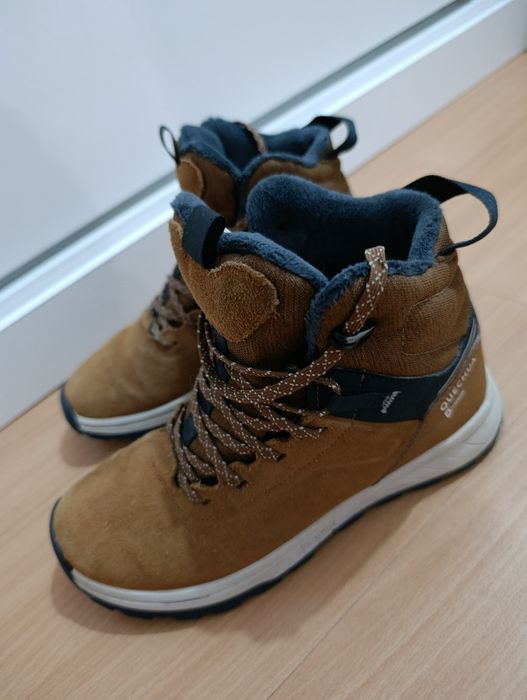 Bota Quechua Impermeável Menino