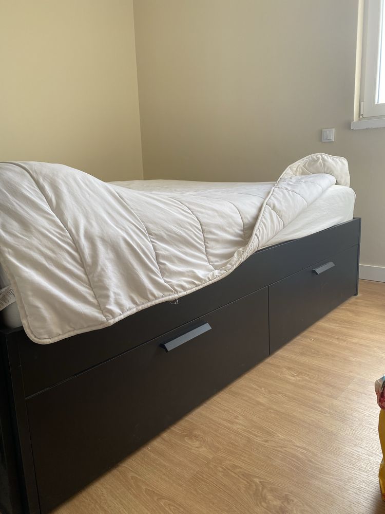 Estr. cama c/arrumação e cabeceira, branco/Lönset, 140x200 cm