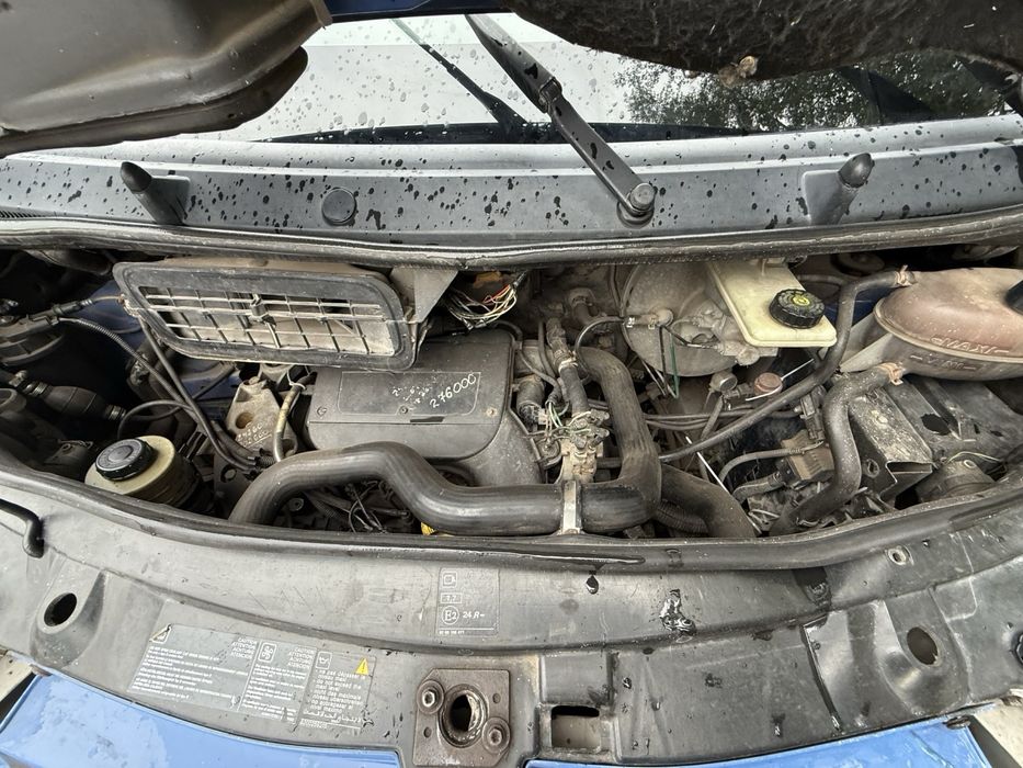 Продам опель виваро